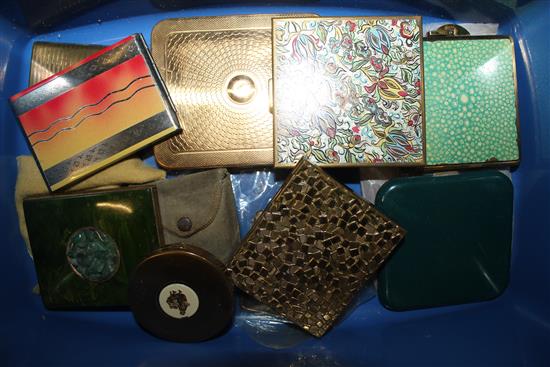 10 x assorted compacts